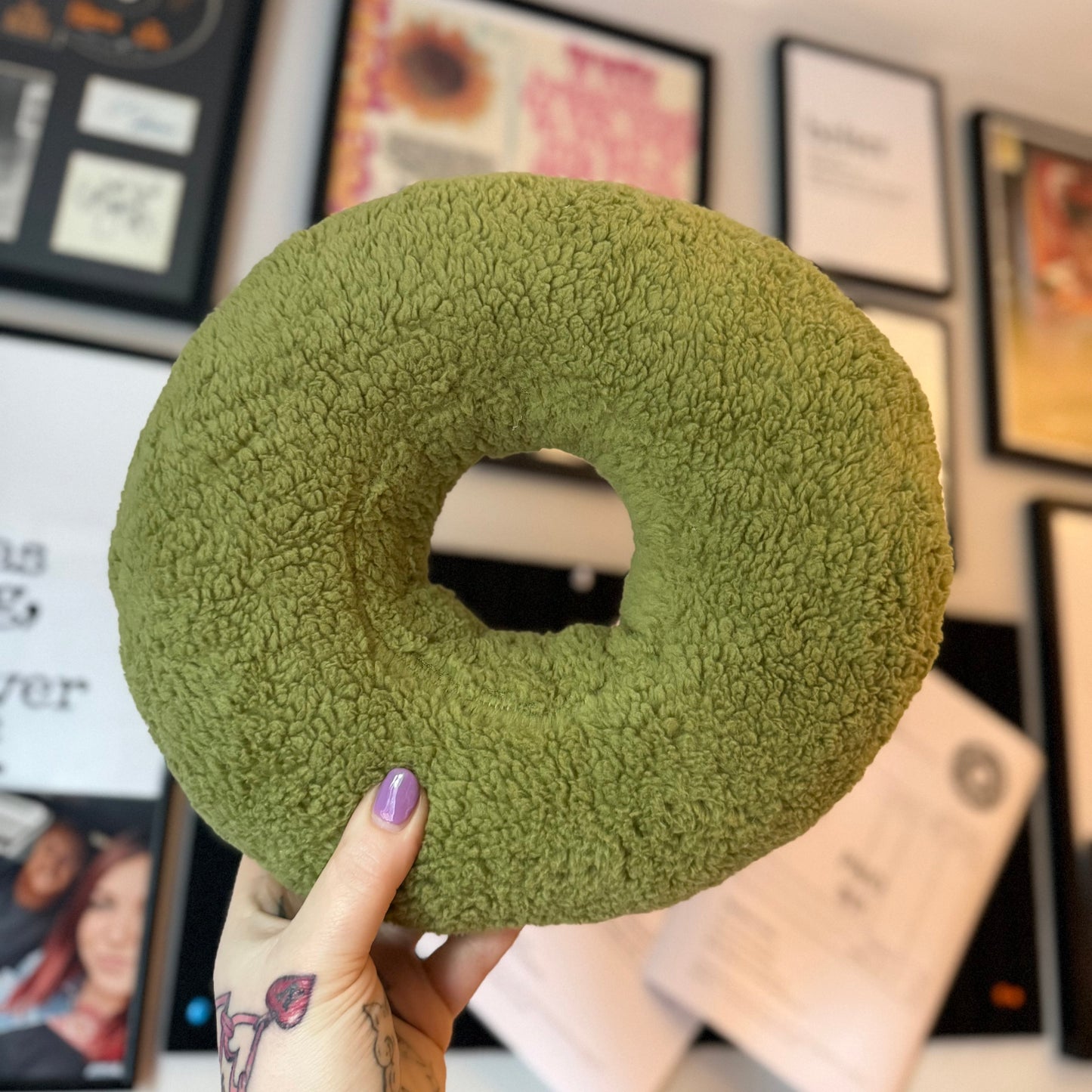 Avo Green Cushion