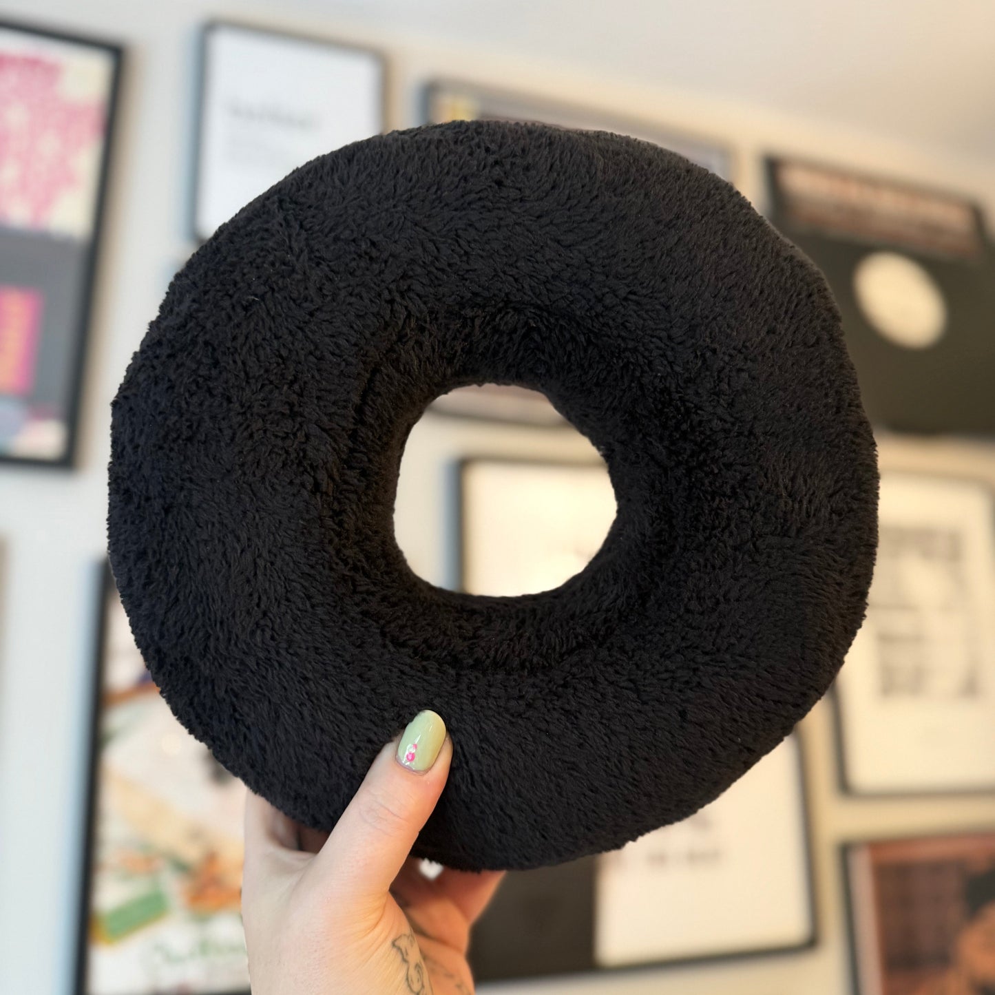 Black Cushion